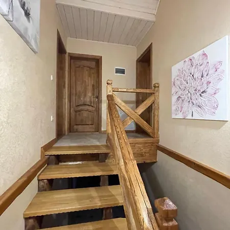 Apartment зґарда Jaremtsche