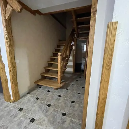 зґарда Apartment Jaremtsche