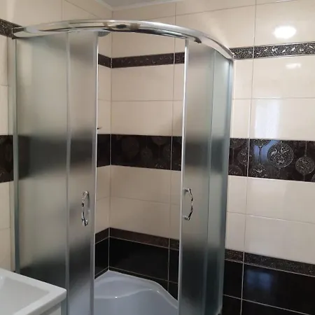 зґарда 아파트