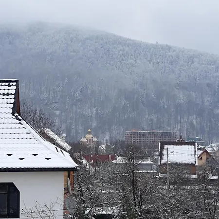 зґарда 아파트 *